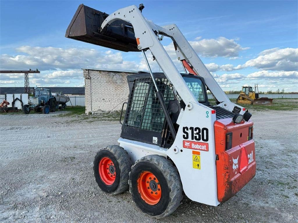 Bobcat S130 - Mini pá carregadora: foto 5 Bobcat S130 - Mini pá carregadora: foto 5