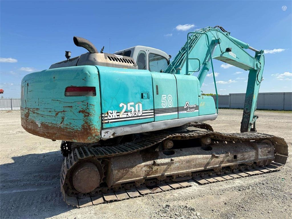 Kobelco SK 250 NLC-6 FOR SPARE PARTS - Escavadora de rastos: foto 3 Kobelco SK 250 NLC-6 FOR SPARE PARTS - Escavadora de rastos: foto 3