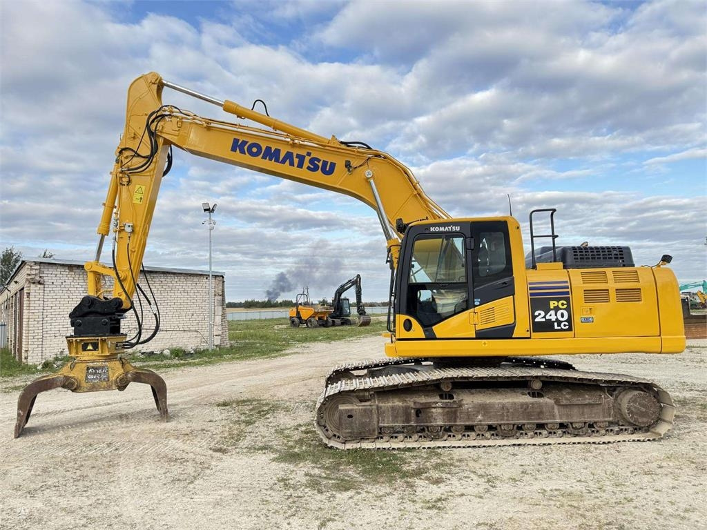 Komatsu PC 240 LC-11 - Escavadora de rastos: foto 2 Komatsu PC 240 LC-11 - Escavadora de rastos: foto 2