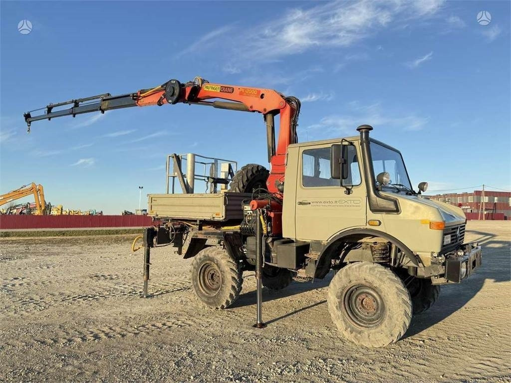 Mercedes-Benz Unimog Palfinger PK 12000 18 m 6.8 t Radio - Camião grua: foto 3 Mercedes-Benz Unimog Palfinger PK 12000 18 m 6.8 t Radio - Camião grua: foto 3