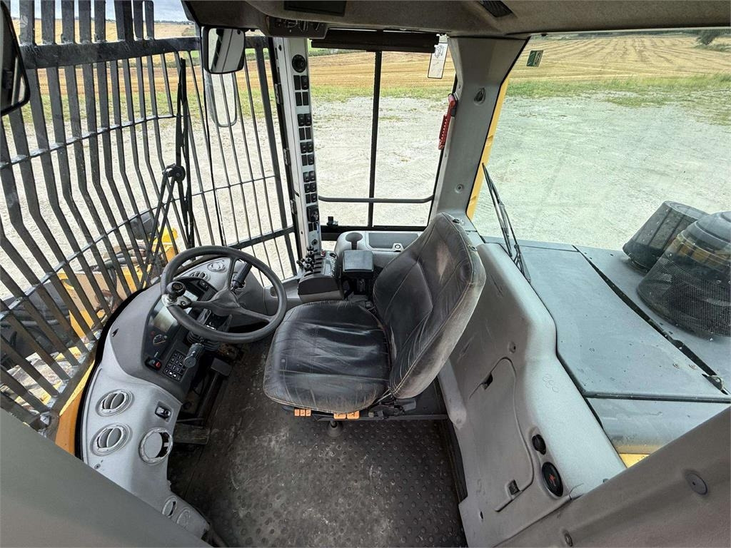 Pá carregadora de rodas Volvo L 120 F , 4rd line , coupler: foto 10