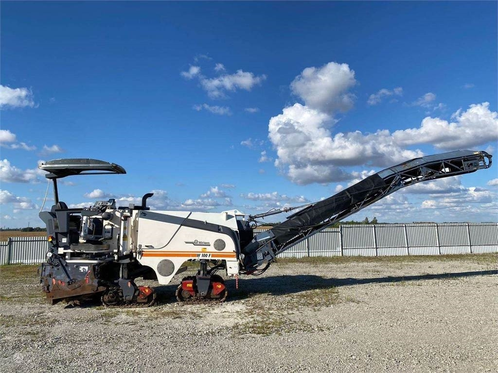 Wirtgen W100F - Aplainadora (Fresadora): foto 1 Wirtgen W100F - Aplainadora (Fresadora): foto 1