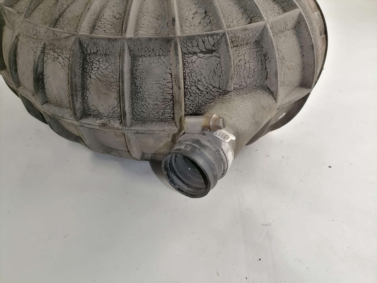 DAF Air intake 1667680 - Sistema de admissão de ar para Camião: foto 4 DAF Air intake 1667680 - Sistema de admissão de ar para Camião: foto 4