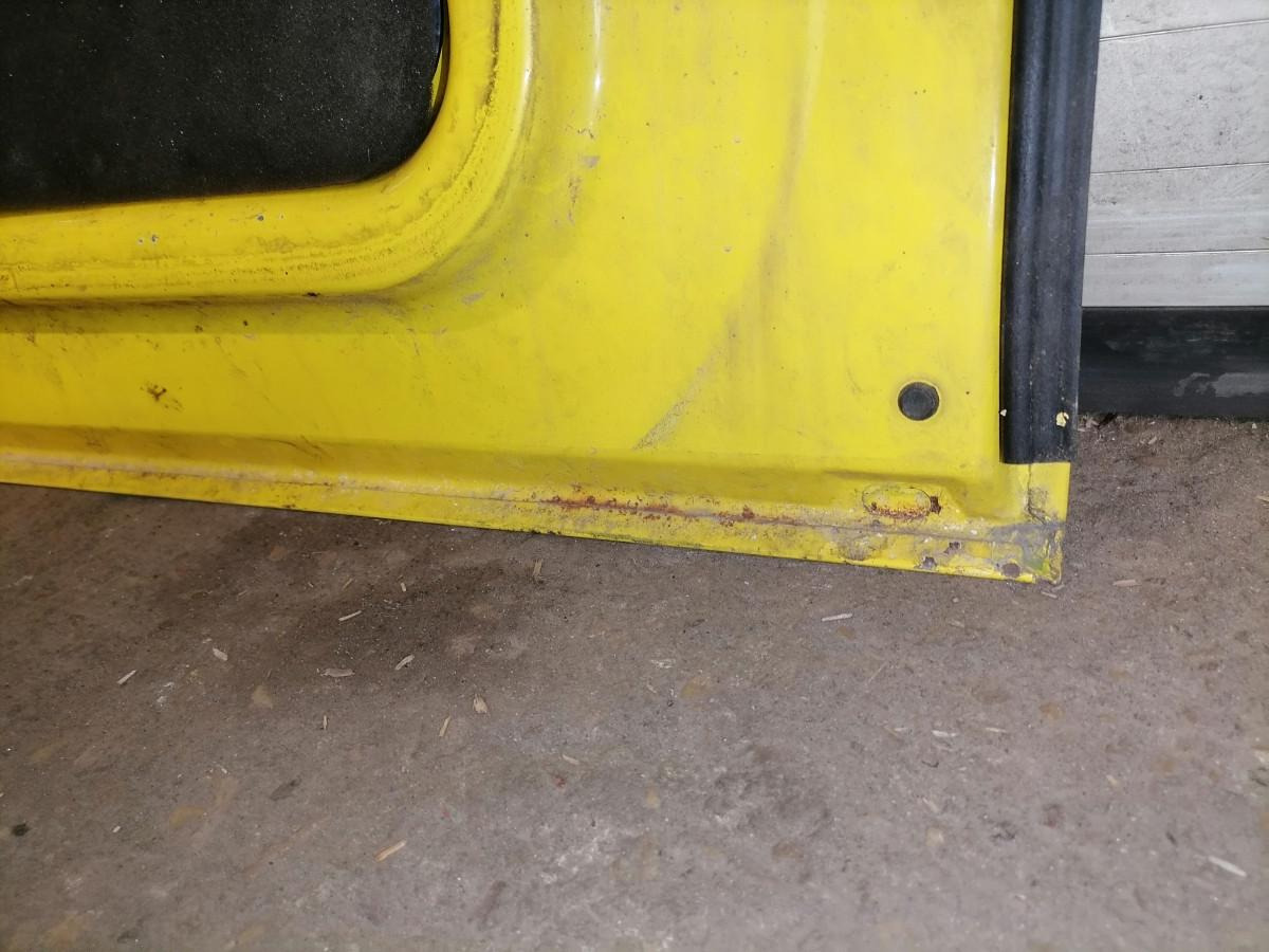 DAF Cab side door 1311495 - Peça universal para Camião: foto 4 DAF Cab side door 1311495 - Peça universal para Camião: foto 4