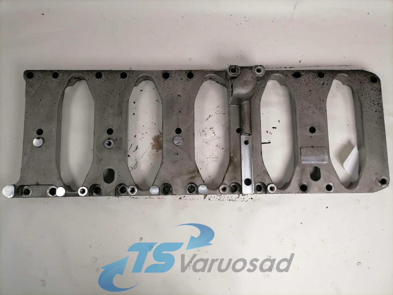 DAF Ladder frame 1747345 - Cárter de óleo para Camião: foto 2 DAF Ladder frame 1747345 - Cárter de óleo para Camião: foto 2