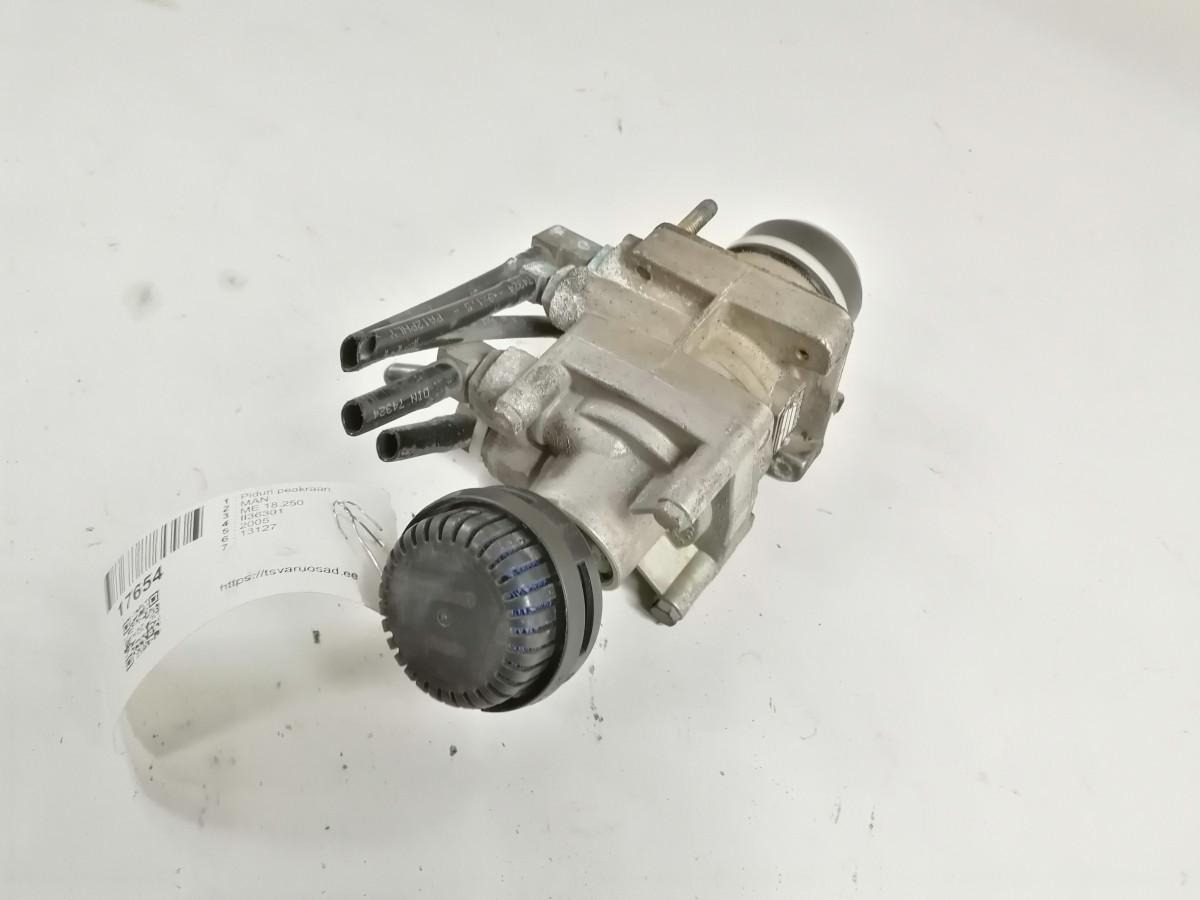 MAN Brake pressure control II36301 - Válvula de freio para Camião: foto 4 MAN Brake pressure control II36301 - Válvula de freio para Camião: foto 4