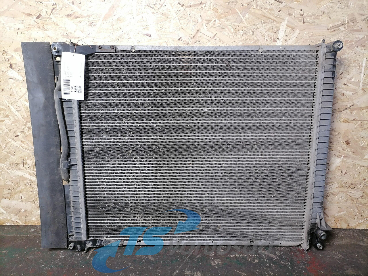 MAN Cooling radiator 8106116493 - Radiador para Camião: foto 2 MAN Cooling radiator 8106116493 - Radiador para Camião: foto 2