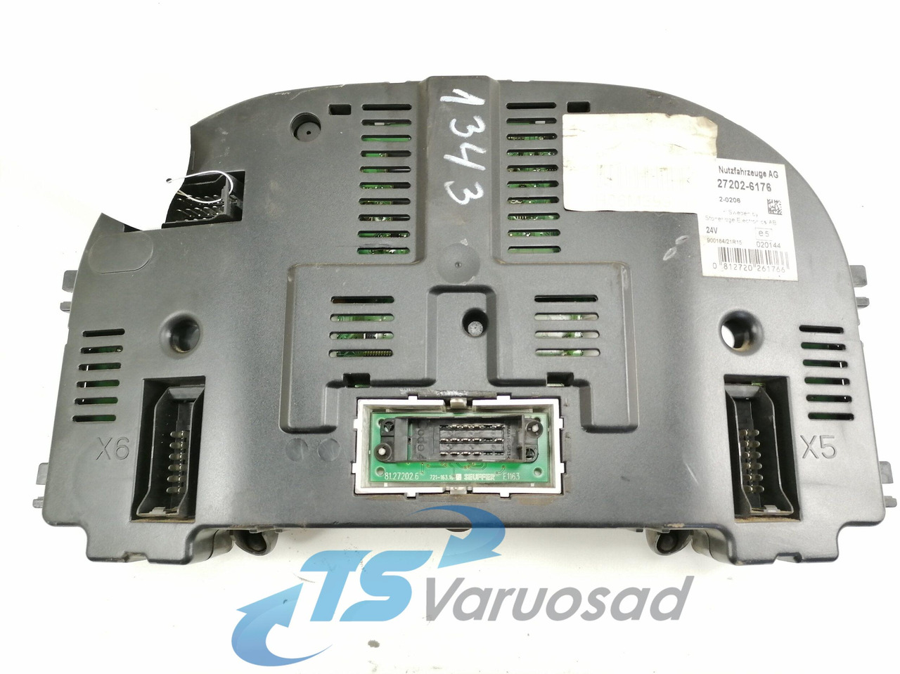 MAN Dashboard 81272026176 - Painel de instrumentos para Camião: foto 3 MAN Dashboard 81272026176 - Painel de instrumentos para Camião: foto 3