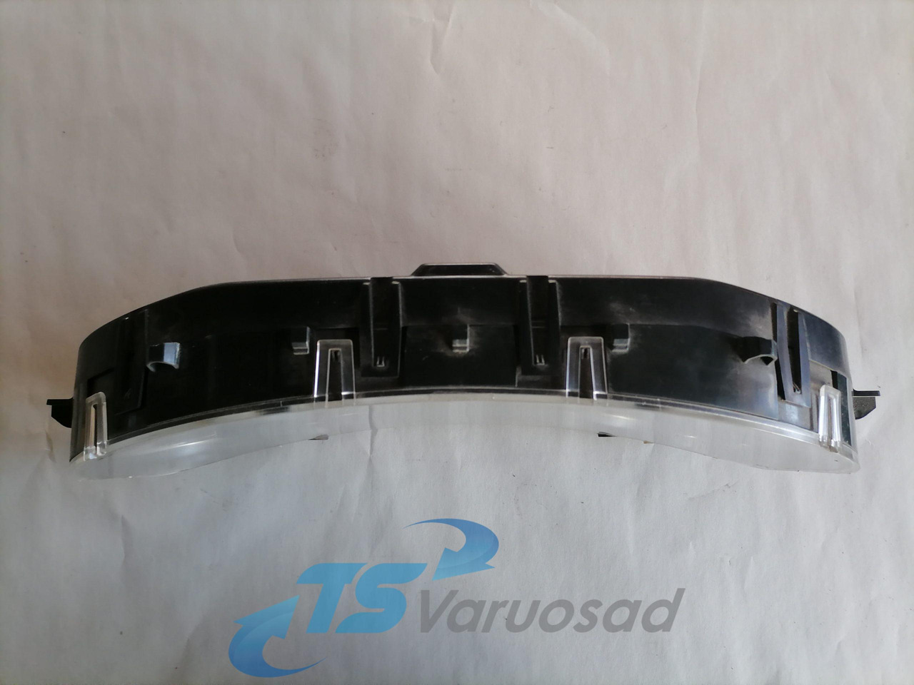 MAN Dashboard 81272026180 - Painel de instrumentos para Camião: foto 2 MAN Dashboard 81272026180 - Painel de instrumentos para Camião: foto 2