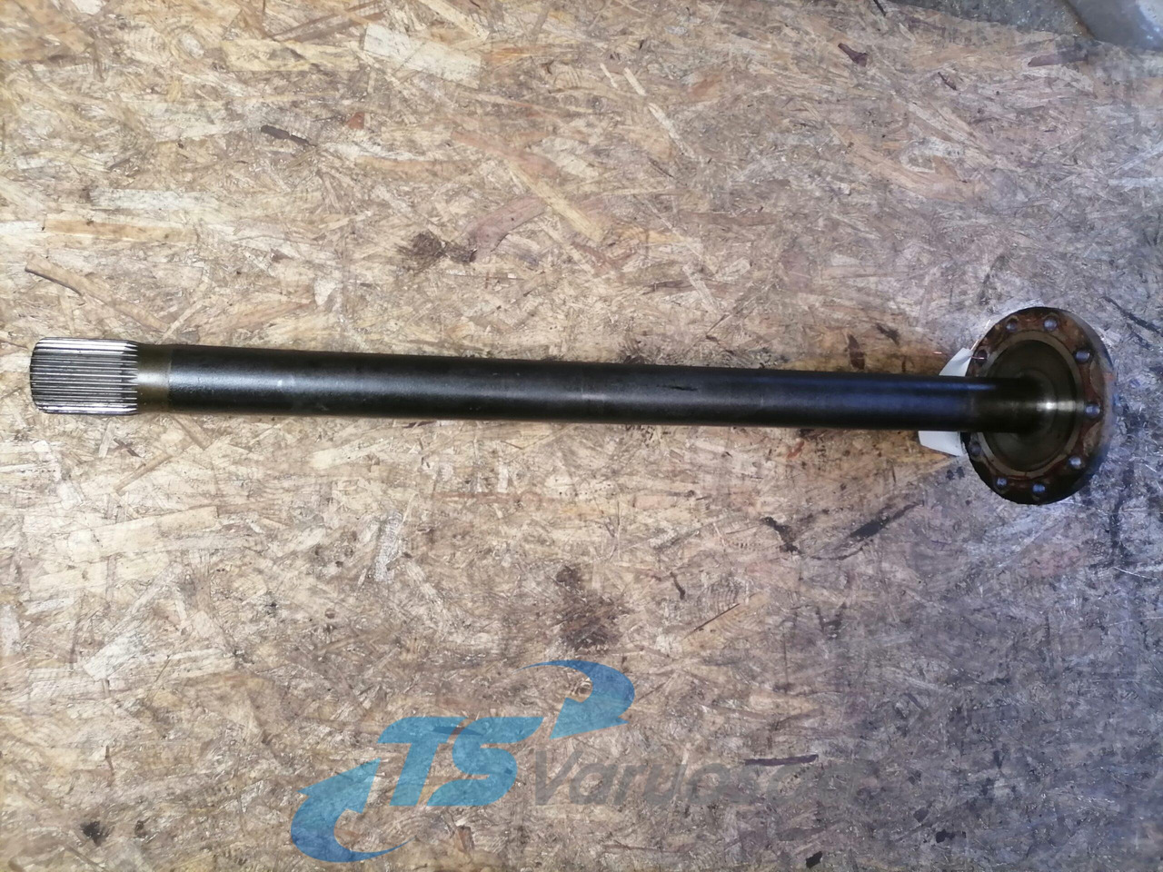 MAN Drive shaft 81355020146 - Semi eixo para Camião: foto 2 MAN Drive shaft 81355020146 - Semi eixo para Camião: foto 2