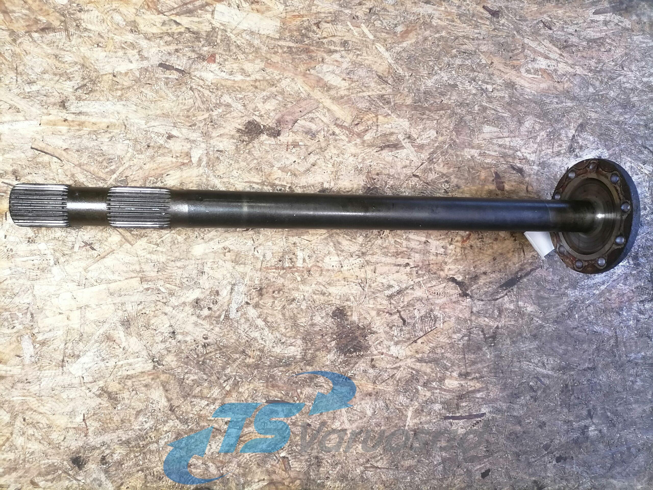 MAN Drive shaft 81355020147 - Semi eixo para Camião: foto 2 MAN Drive shaft 81355020147 - Semi eixo para Camião: foto 2