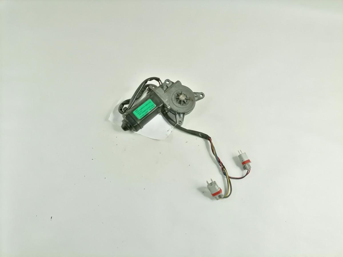 MAN Glass lift 81286016126 - Vidro e peças para Camião: foto 3 MAN Glass lift 81286016126 - Vidro e peças para Camião: foto 3