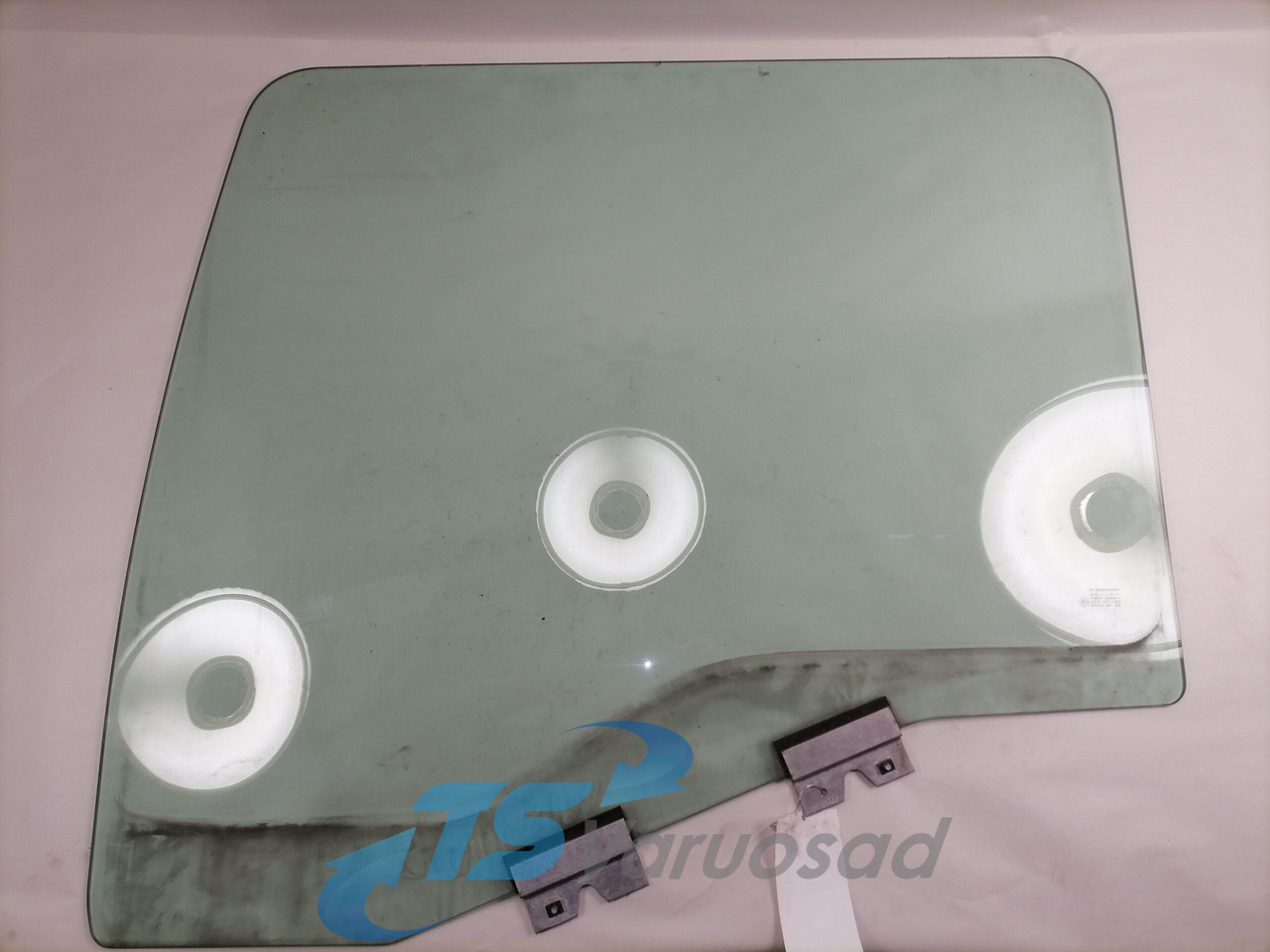 MAN Küljeklaas, vasak 81626456043 - Vidro e peças para Camião: foto 2 MAN Küljeklaas, vasak 81626456043 - Vidro e peças para Camião: foto 2