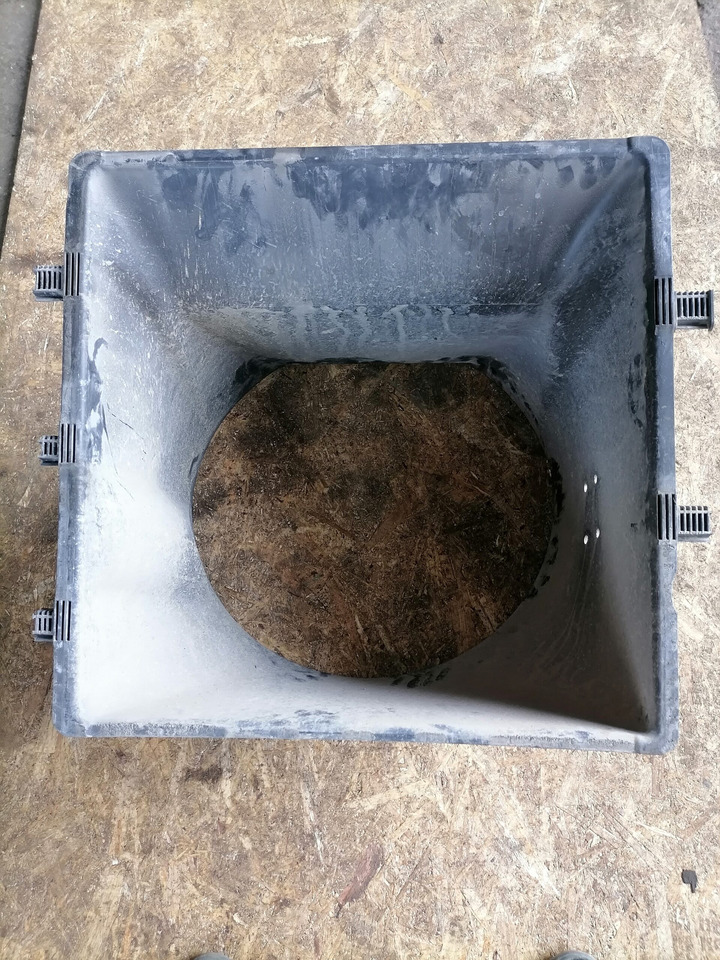 MB Fan shroud 9705050055 - Radiador para Camião: foto 3 MB Fan shroud 9705050055 - Radiador para Camião: foto 3