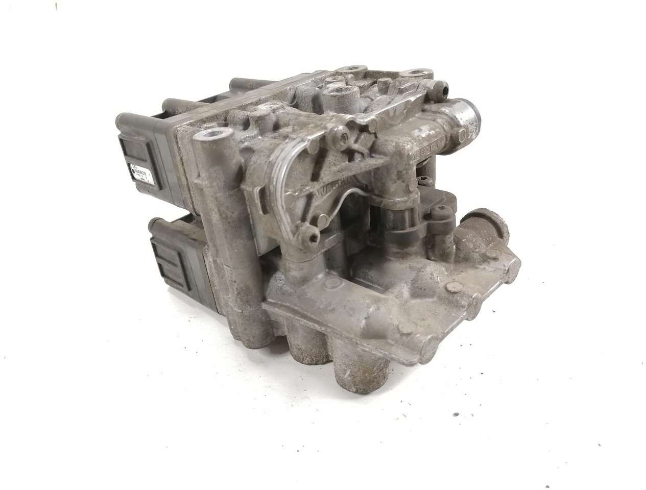 Mercedes-Benz Air suspension control valve, ECAS A0013271225 - Válvula de freio para Camião: foto 2 Mercedes-Benz Air suspension control valve, ECAS A0013271225 - Válvula de freio para Camião: foto 2