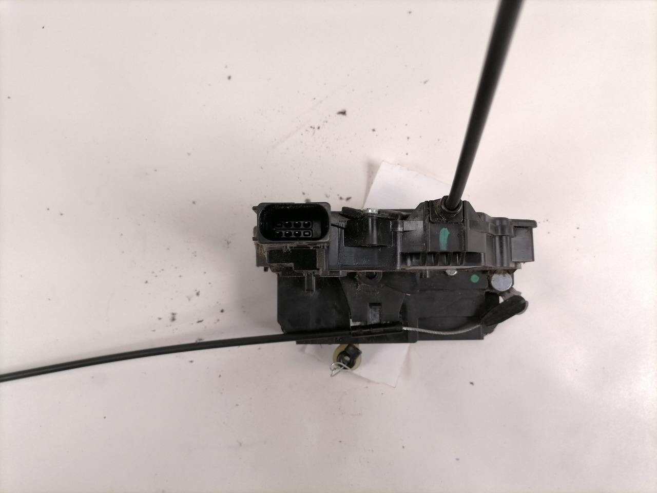 Mercedes-Benz Door lock A9607230101 - Porta e peças para Camião: foto 4 Mercedes-Benz Door lock A9607230101 - Porta e peças para Camião: foto 4