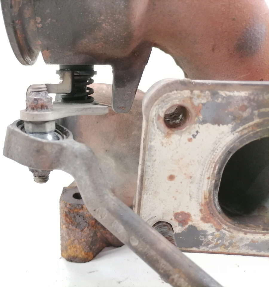 Mercedes-Benz Exhaust mainfold A4711401614 - Colector de escape para Camião: foto 5 Mercedes-Benz Exhaust mainfold A4711401614 - Colector de escape para Camião: foto 5
