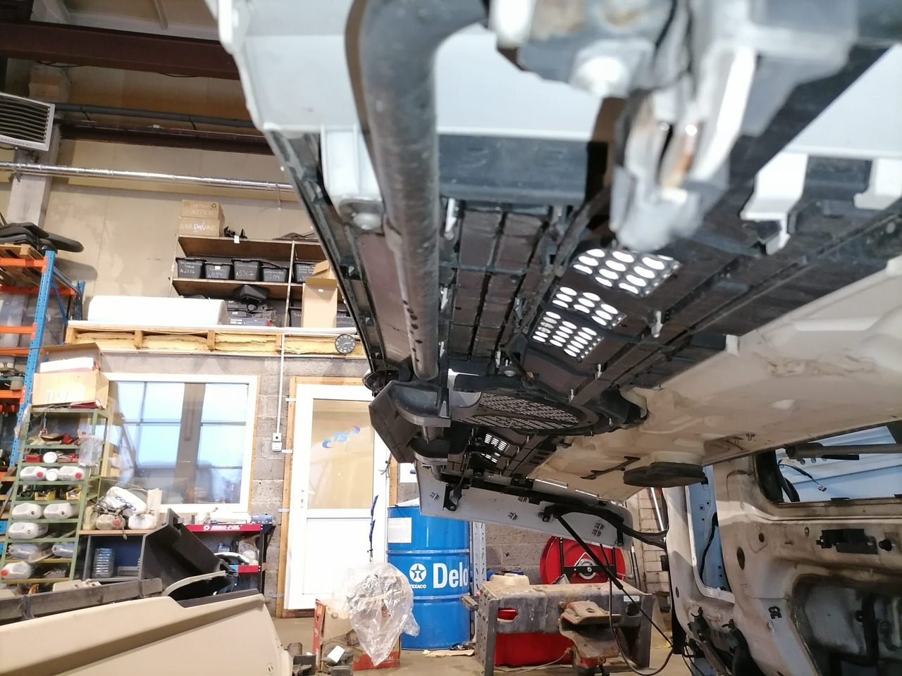 Mercedes-Benz Iluvõre A9607500409 - Grade radiador para Camião: foto 5 Mercedes-Benz Iluvõre A9607500409 - Grade radiador para Camião: foto 5