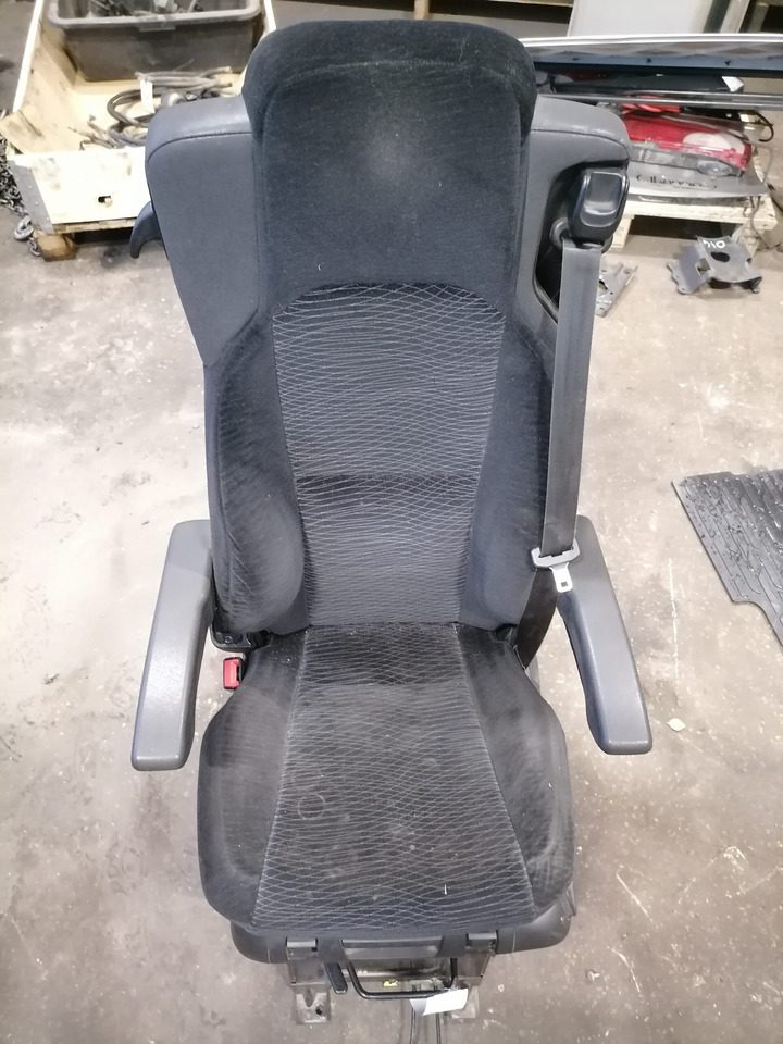 Mercedes-Benz Juhiiste A9609107501 - Banco para Camião: foto 3 Mercedes-Benz Juhiiste A9609107501 - Banco para Camião: foto 3
