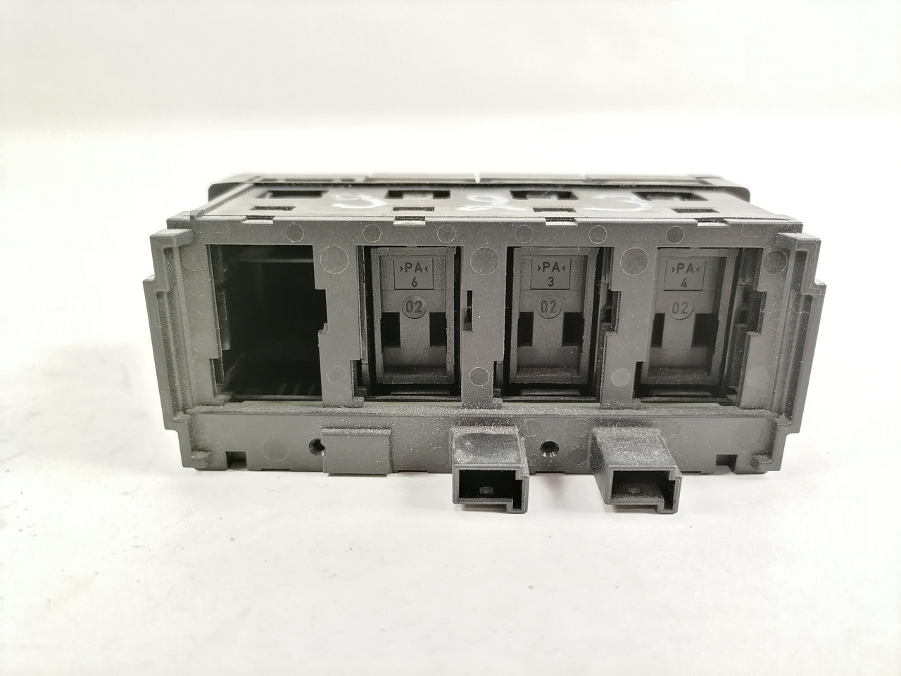 Mercedes-Benz Lülitite moodul A9605400046 - Cabine para Camião: foto 2 Mercedes-Benz Lülitite moodul A9605400046 - Cabine para Camião: foto 2