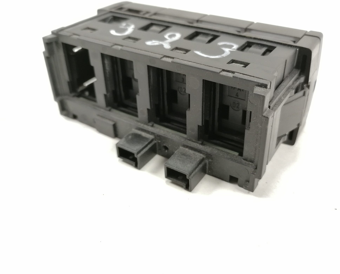 Mercedes-Benz Lülitite moodul A9605400046 - Cabine para Camião: foto 3 Mercedes-Benz Lülitite moodul A9605400046 - Cabine para Camião: foto 3