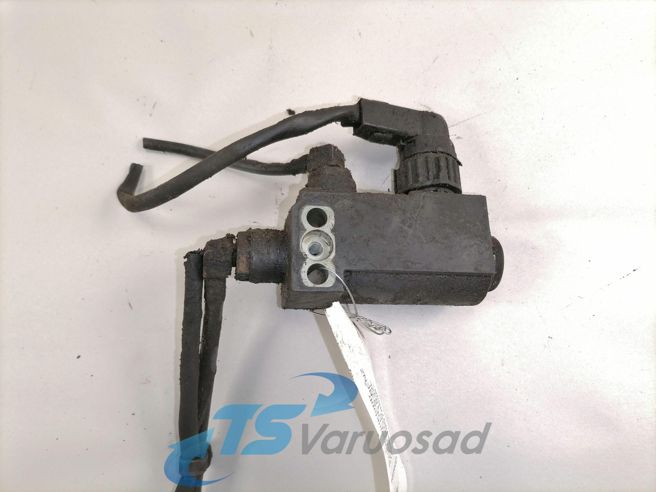 Mercedes-Benz Solenoid valve A0049978536 - Válvula de freio para Camião: foto 3 Mercedes-Benz Solenoid valve A0049978536 - Válvula de freio para Camião: foto 3
