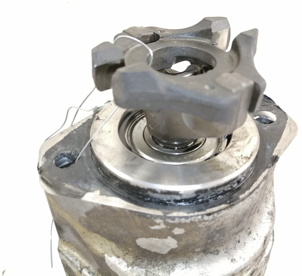 Mercedes-Benz Steering hydraulic pump A9604600280 - Bomba de direção para Camião: foto 2 Mercedes-Benz Steering hydraulic pump A9604600280 - Bomba de direção para Camião: foto 2