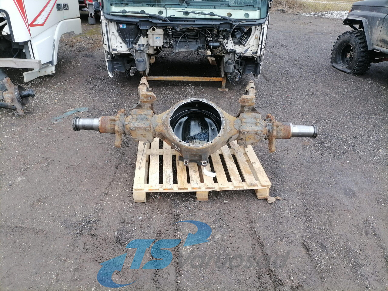 Mercedes-Benz Veosilla tala A9483504030 - Eixo e peças para Camião: foto 3 Mercedes-Benz Veosilla tala A9483504030 - Eixo e peças para Camião: foto 3