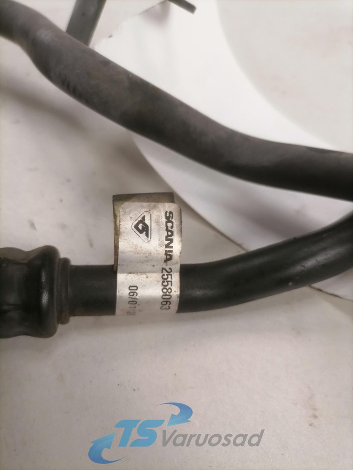 Scania A/C pipe 2558063 - Aquecimento/ Ventilação para Camião: foto 5 Scania A/C pipe 2558063 - Aquecimento/ Ventilação para Camião: foto 5