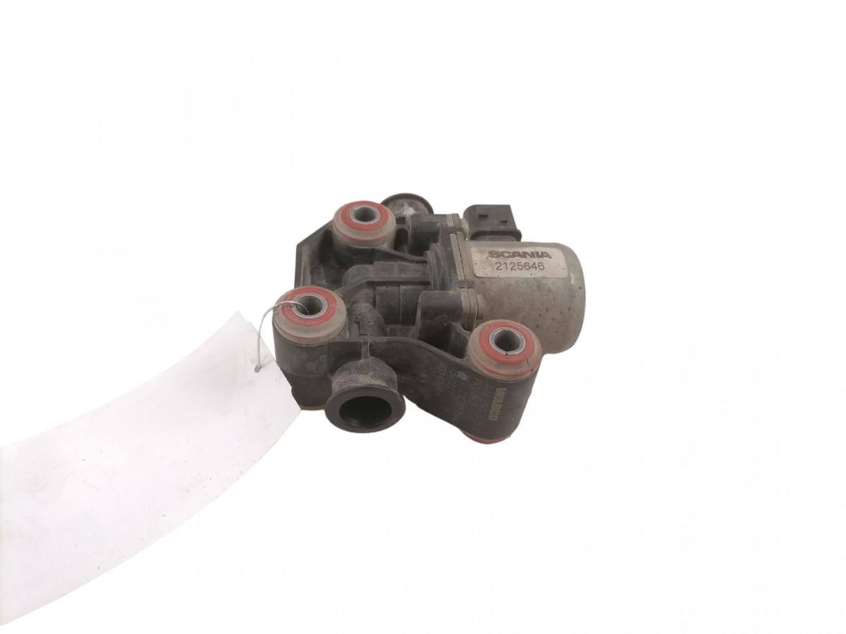 Scania ADBlue klapp 2125646 - Sistema de combustível para Camião: foto 1 Scania ADBlue klapp 2125646 - Sistema de combustível para Camião: foto 1