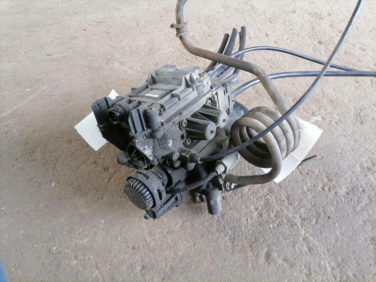 Scania Air dryer 2308777 - Válvula de freio para Camião: foto 5 Scania Air dryer 2308777 - Válvula de freio para Camião: foto 5