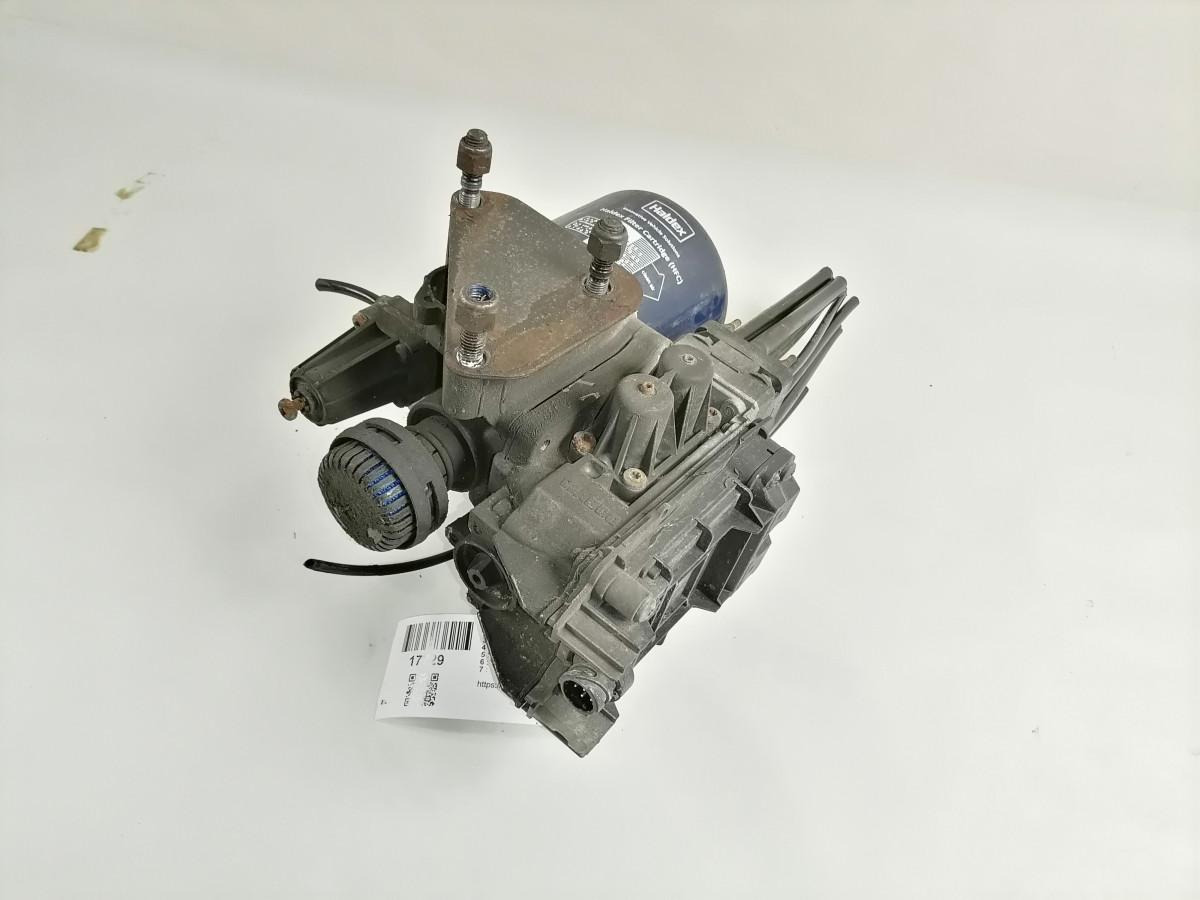 Scania Air dryer 2308777 - Válvula de freio para Camião: foto 2 Scania Air dryer 2308777 - Válvula de freio para Camião: foto 2