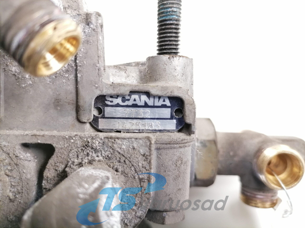 Scania Air pressure control valve 1425183 - Válvula de freio para Camião: foto 4 Scania Air pressure control valve 1425183 - Válvula de freio para Camião: foto 4