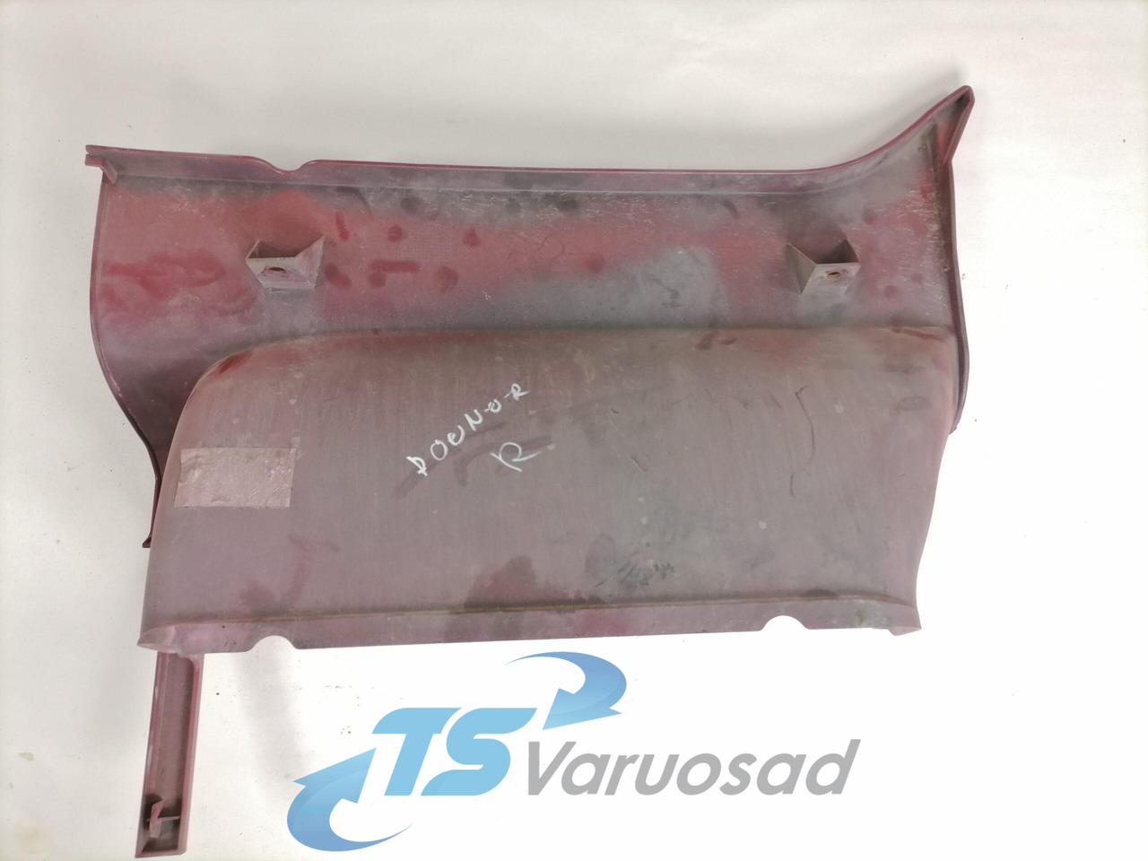 Scania Astmelaua plastik kate, ülemine parem 1442654 - Estribo para Camião: foto 2 Scania Astmelaua plastik kate, ülemine parem 1442654 - Estribo para Camião: foto 2