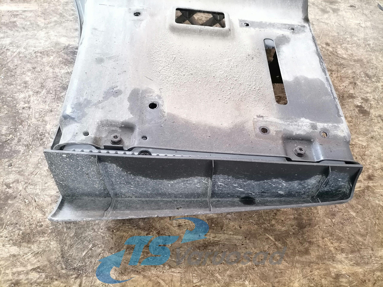 Scania Astmelaua u-plekk, vasak 1498179 - Estribo para Camião: foto 4 Scania Astmelaua u-plekk, vasak 1498179 - Estribo para Camião: foto 4