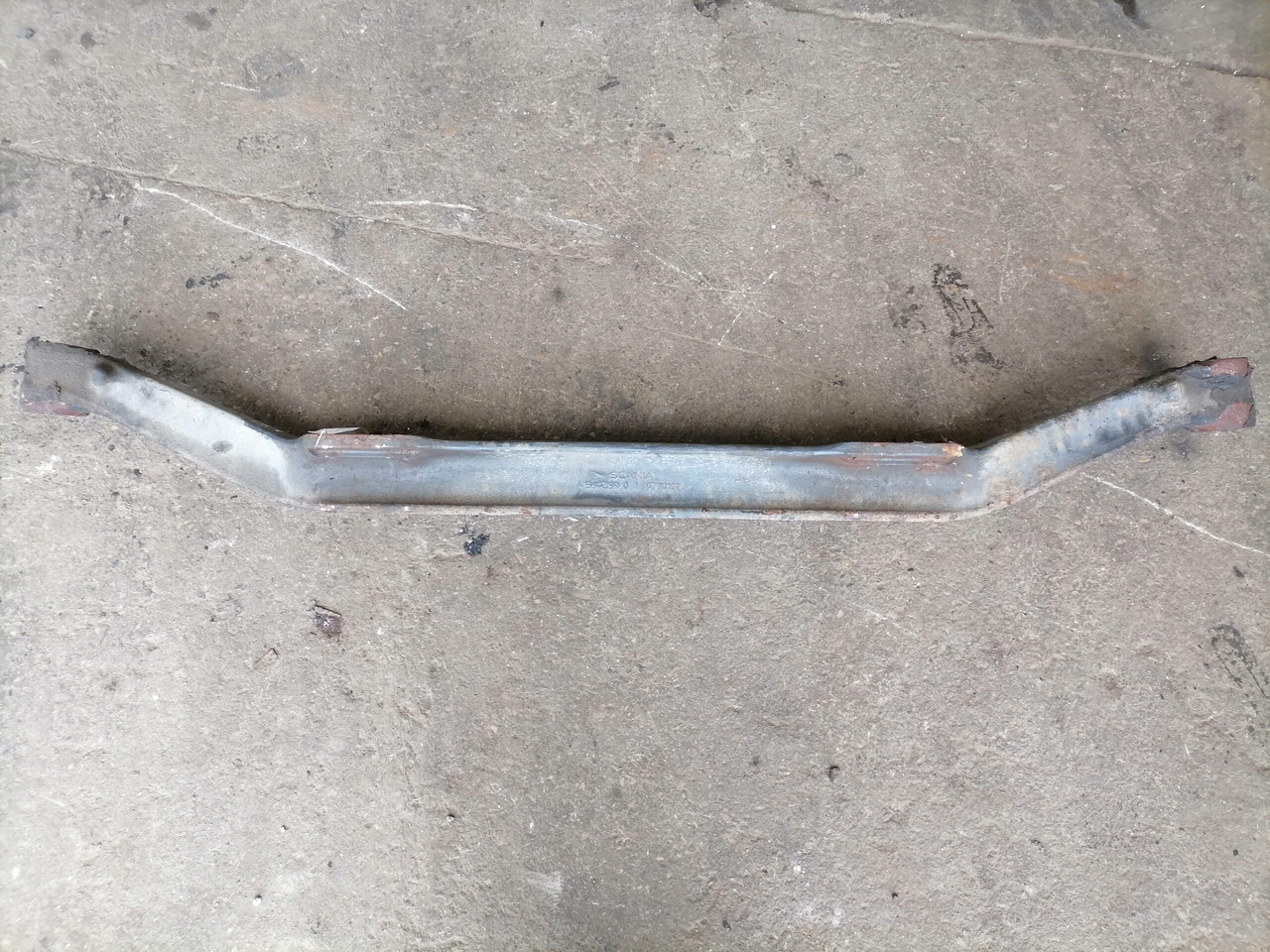 Scania Axel housing 1394399 - Eixo dianteiro para Camião: foto 3 Scania Axel housing 1394399 - Eixo dianteiro para Camião: foto 3