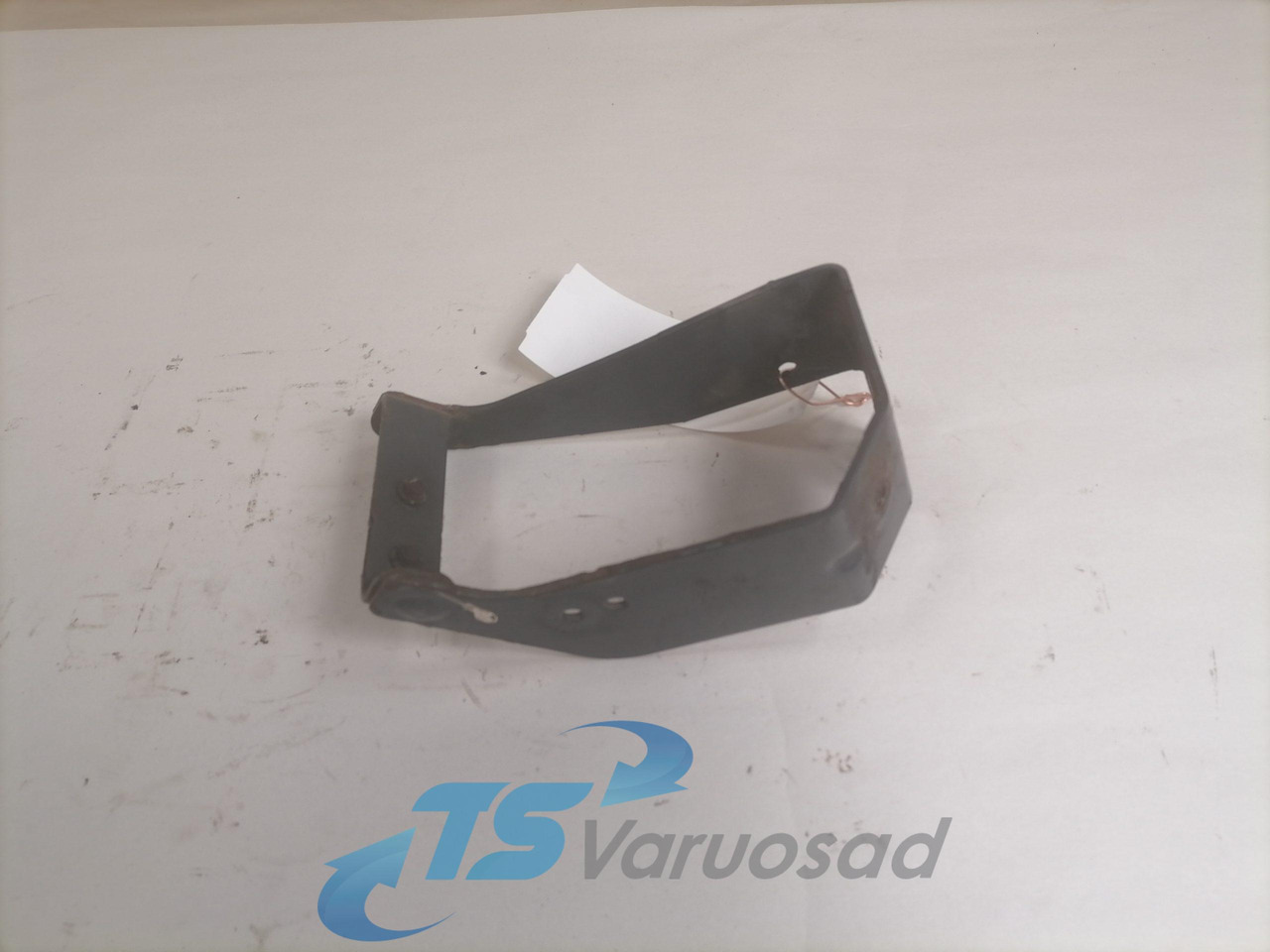 Scania Bracket 1806902 - Estrutura/ Châssis para Camião: foto 3 Scania Bracket 1806902 - Estrutura/ Châssis para Camião: foto 3
