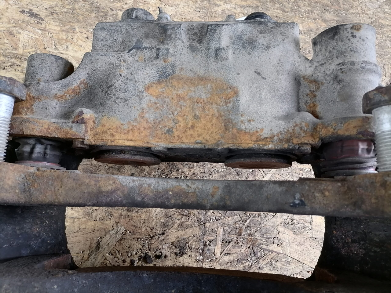 Peças de freio para Camião Scania Brake caliper 1946306: foto 6