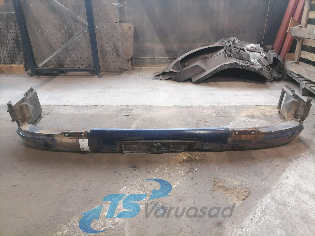Scania Bumper 1731206 - Para-choque para Camião: foto 1 Scania Bumper 1731206 - Para-choque para Camião: foto 1