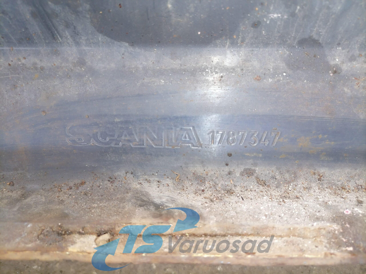 Scania Bumper 1787347 - Para-choque para Camião: foto 3 Scania Bumper 1787347 - Para-choque para Camião: foto 3