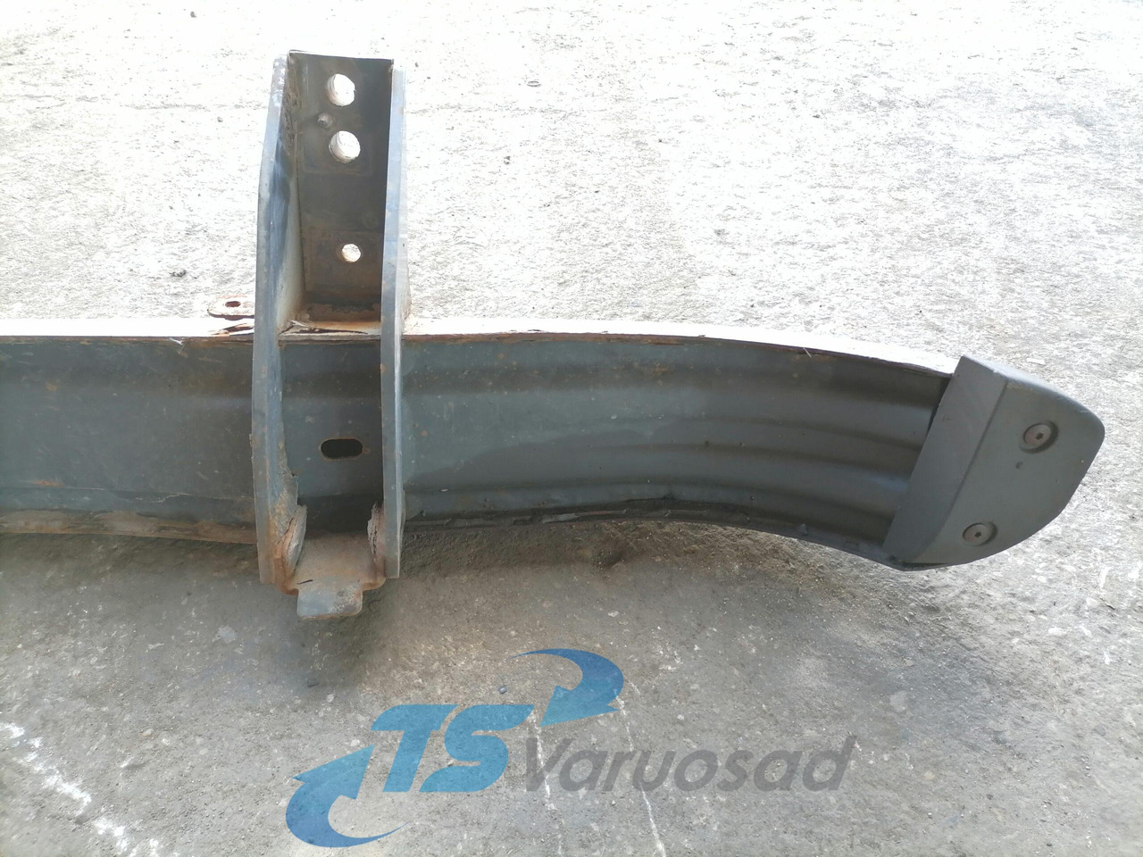Scania Bumper 1853837 - Para-choque para Camião: foto 3 Scania Bumper 1853837 - Para-choque para Camião: foto 3