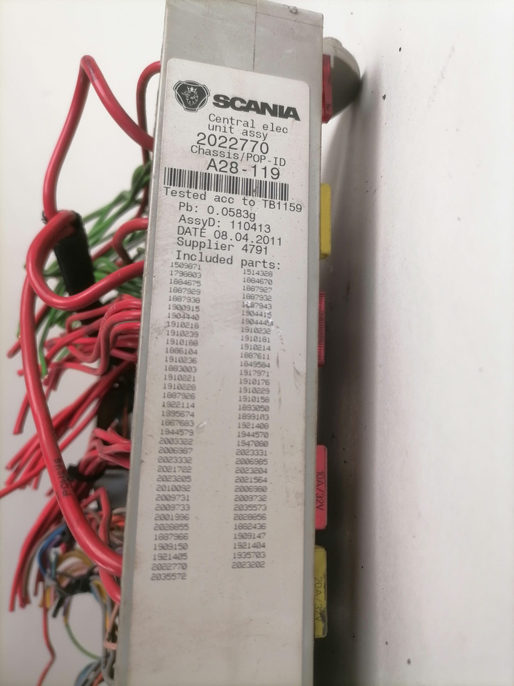 Scania Central electric unit 2022770 - Fusível para Camião: foto 2 Scania Central electric unit 2022770 - Fusível para Camião: foto 2
