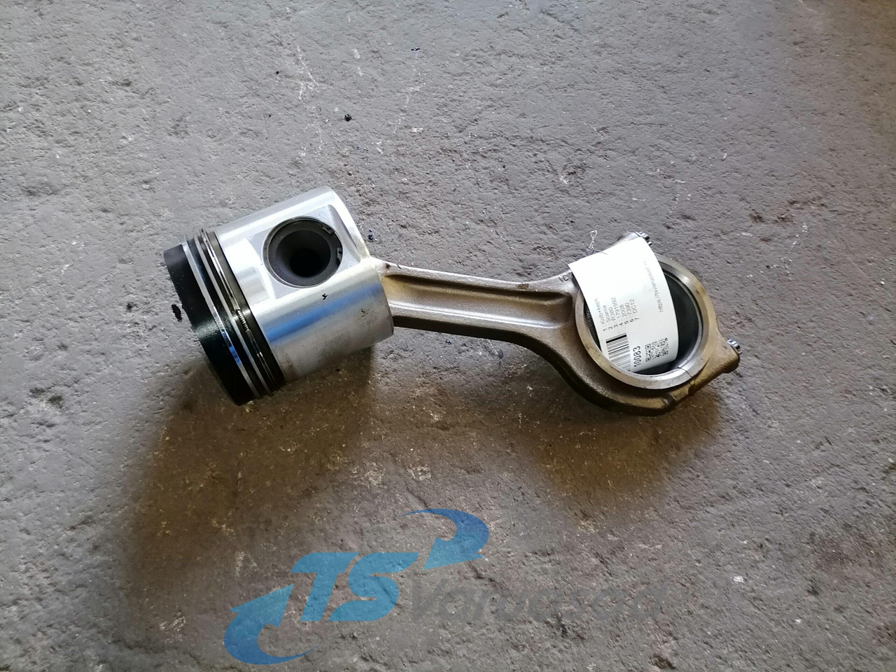 Scania Connecting rod + piston 1791992 - Piston/ Anel/ Buch para Camião: foto 1 Scania Connecting rod + piston 1791992 - Piston/ Anel/ Buch para Camião: foto 1