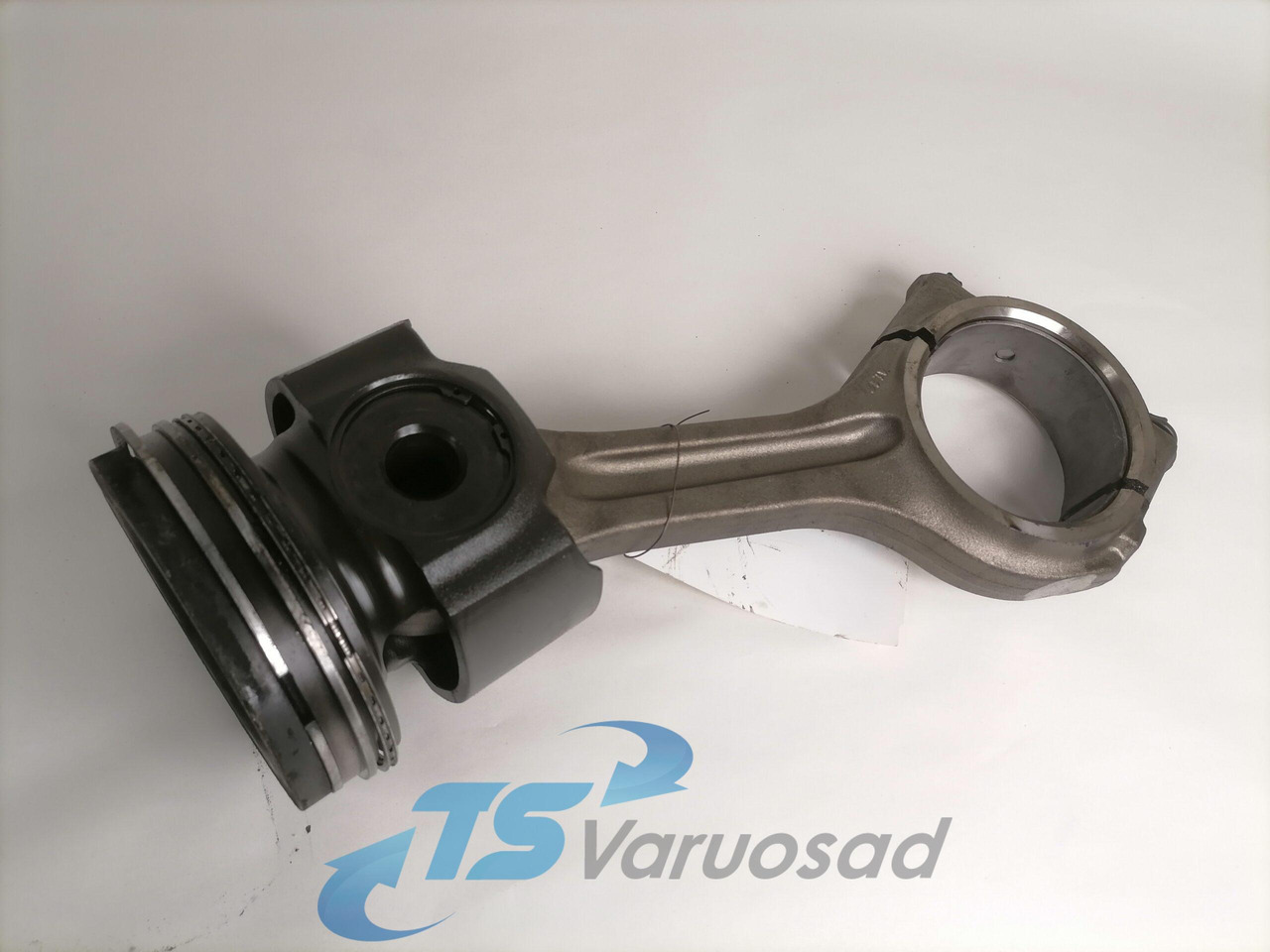 Scania Connecting rod + piston 1929265 - Piston/ Anel/ Buch para Camião: foto 1 Scania Connecting rod + piston 1929265 - Piston/ Anel/ Buch para Camião: foto 1