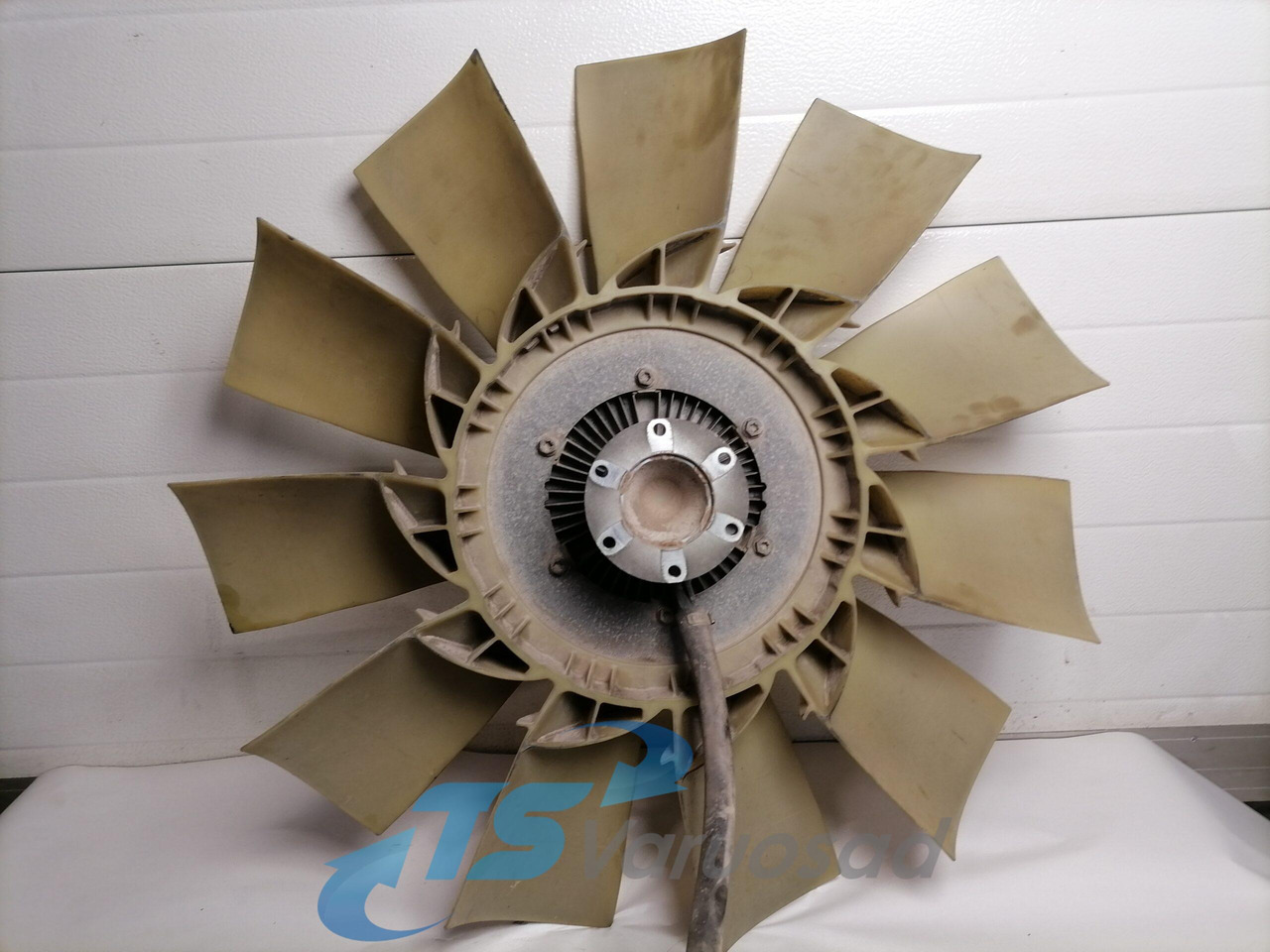 Scania Cooling fan 1763618 - Ventilador para Camião: foto 2 Scania Cooling fan 1763618 - Ventilador para Camião: foto 2