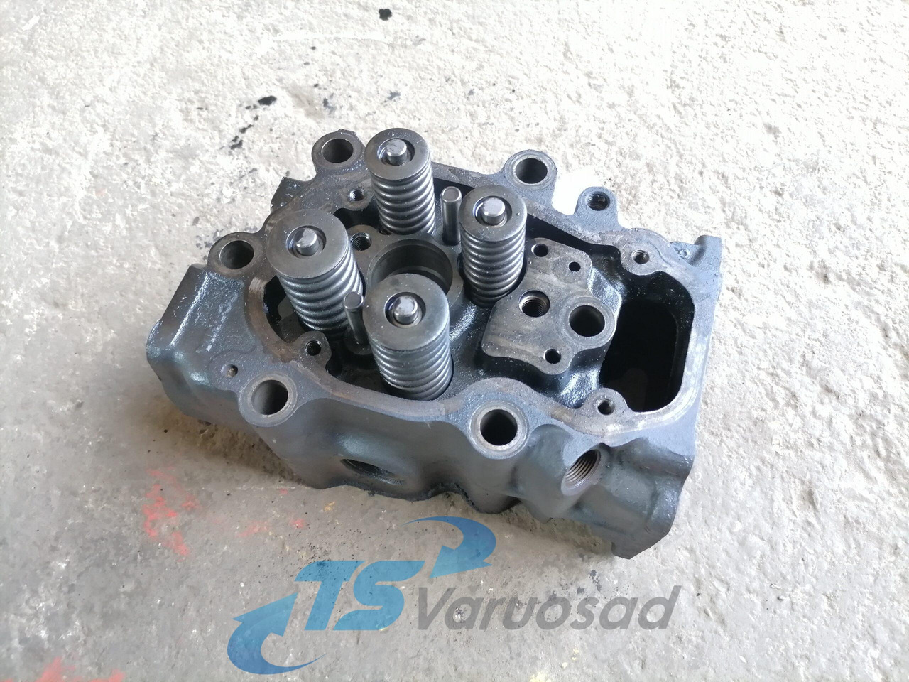 Scania Cylinder head, XPI 1874583 - Cabeça do motor para Camião: foto 1 Scania Cylinder head, XPI 1874583 - Cabeça do motor para Camião: foto 1