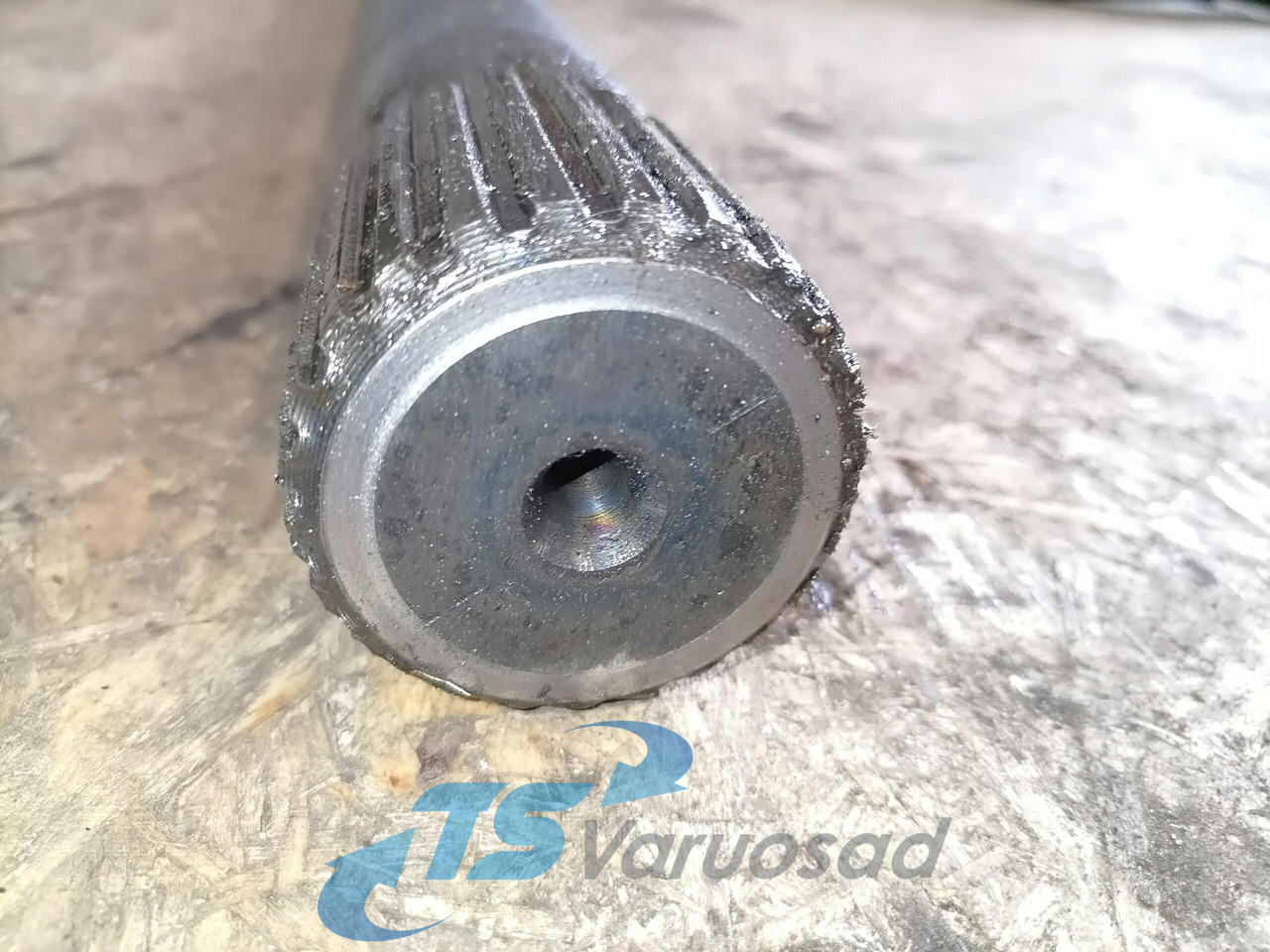 Scania Drive shaft 1761195 - Semi eixo para Camião: foto 4 Scania Drive shaft 1761195 - Semi eixo para Camião: foto 4