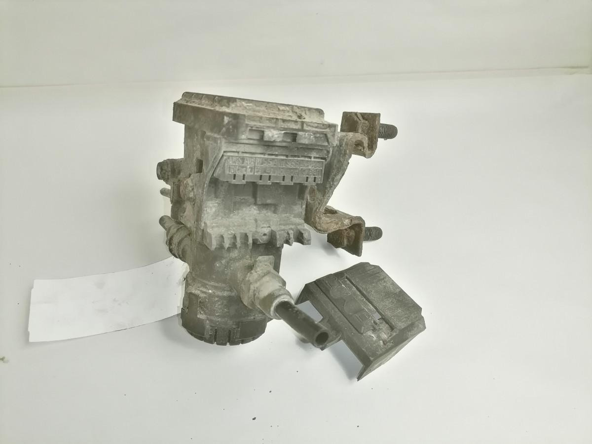 Scania EBS brake valve 1754939 - Válvula de freio para Camião: foto 2 Scania EBS brake valve 1754939 - Válvula de freio para Camião: foto 2