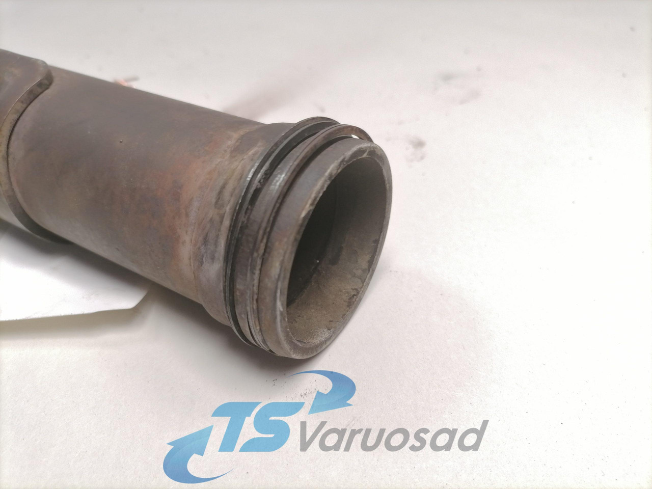 Scania EGR pipe 1528100 - Colector de escape para Camião: foto 3 Scania EGR pipe 1528100 - Colector de escape para Camião: foto 3