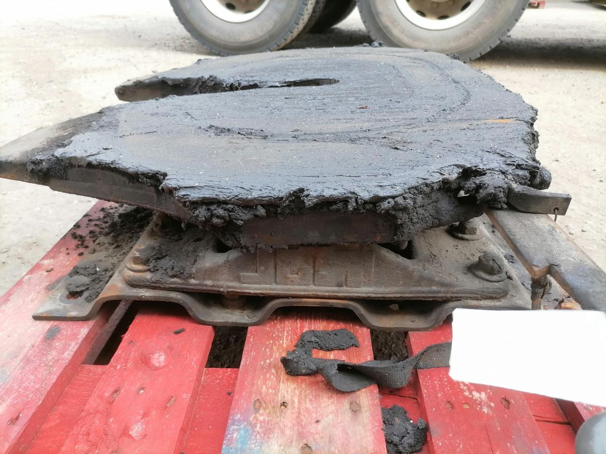 Scania Fifht wheel 1353631 - Quinta-roda para Camião: foto 4 Scania Fifht wheel 1353631 - Quinta-roda para Camião: foto 4